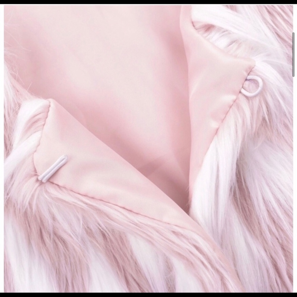 🇺🇸SALE🇺🇸 ALEXANDRIA Shaggy Faux Fur Jacket! - Picture 5 of 7